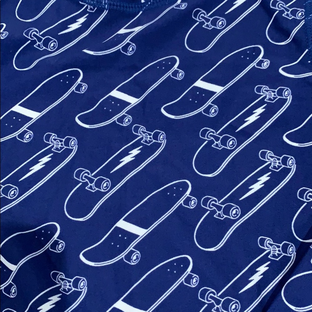 COTTON ON Rash Guard 🛹 - Picture 2 of 2